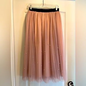 Midi Pink tulle Skirt with pearl detail